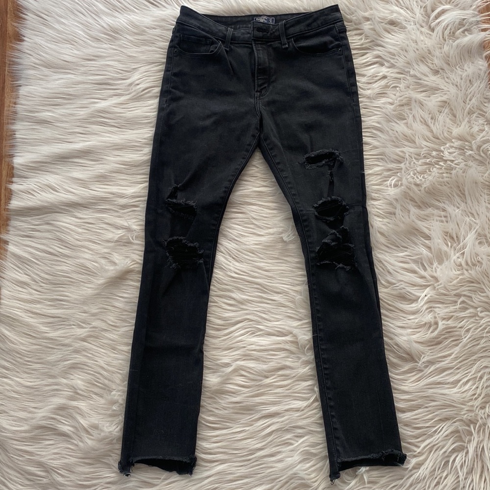 Abercrombie & Fitch Distressed Harper Low Rise Ankle Jeans
